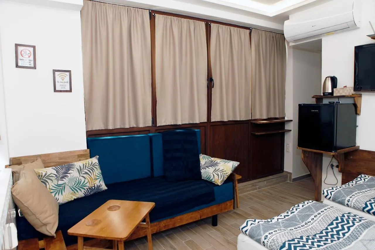 Sleep Over Sofia - Guest Rooms
